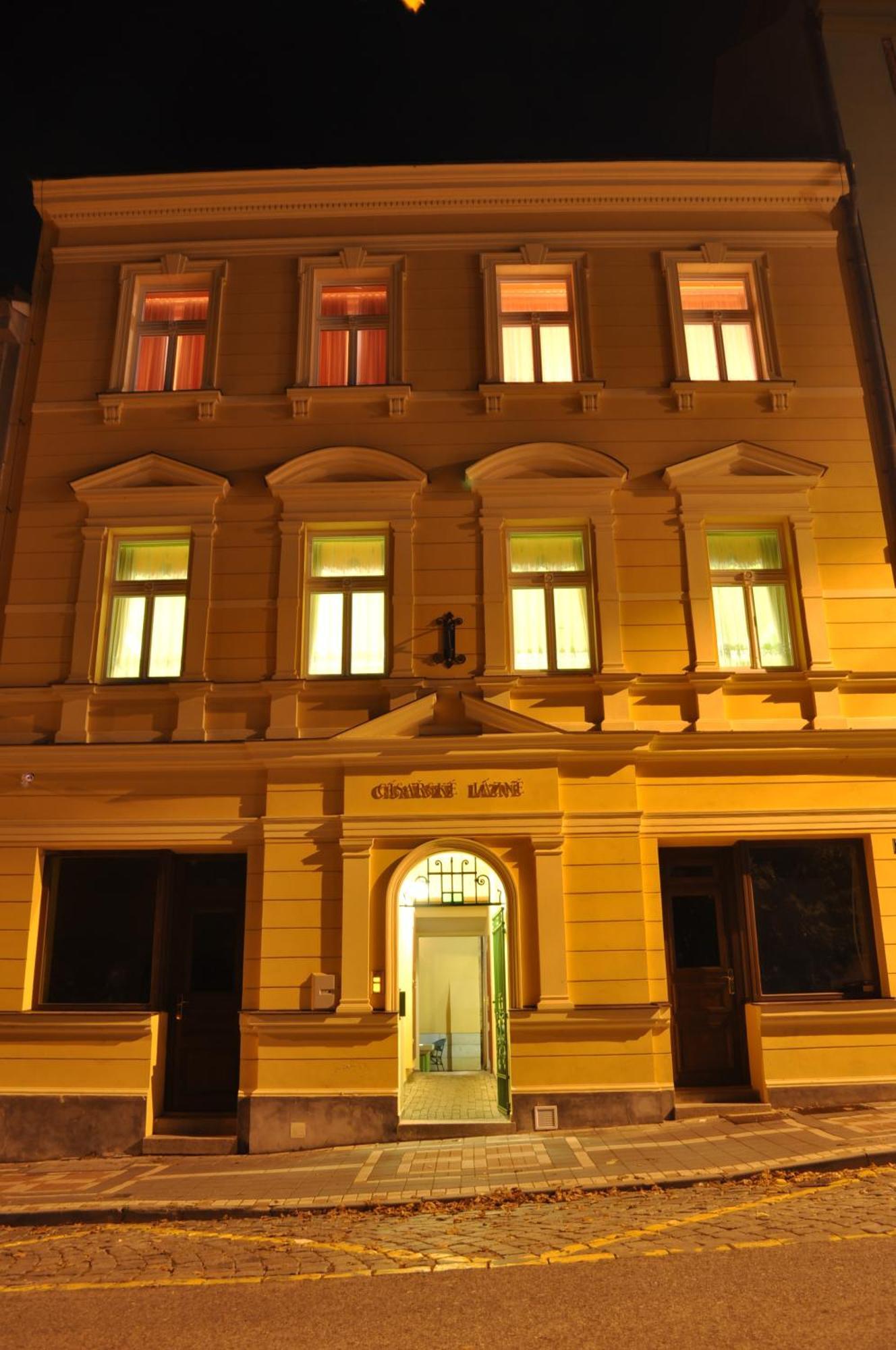 Pension Imperial Spa Jičín Exteriör bild